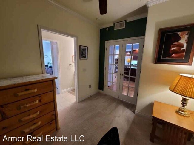 Building Photo - 1 br, 1 bath House - 660 11th St #203