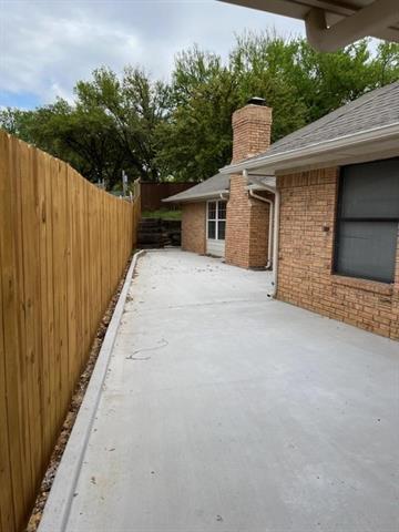 Foto del edificio - 232 Oak Hill Dr