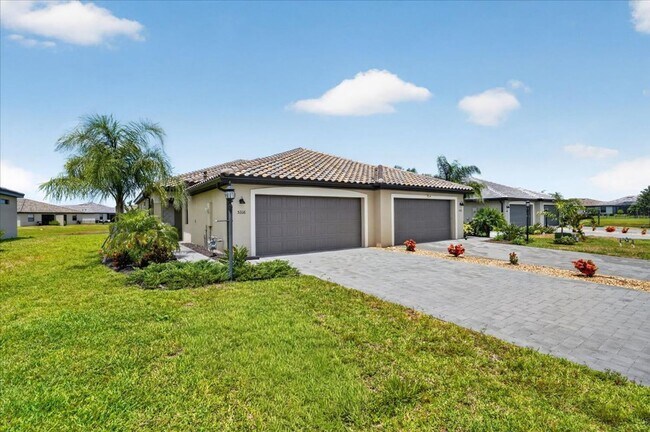 Foto del edificio - New Construction 2 Bedroom PLUS a Home Office Available in Lorraine Lakes