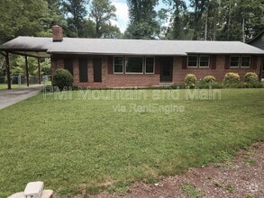 Building Photo - 317 N Hillandale Dr