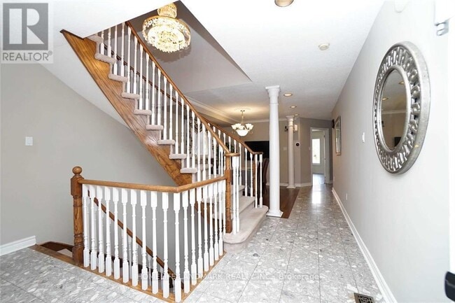 Building Photo - 4887 Natkarni Crescent