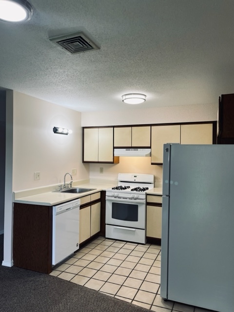 Foto principal - 782 1st Ave