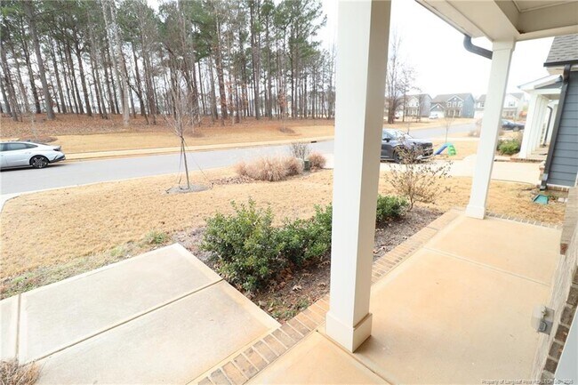 Building Photo - 123 Glen Clova Dr