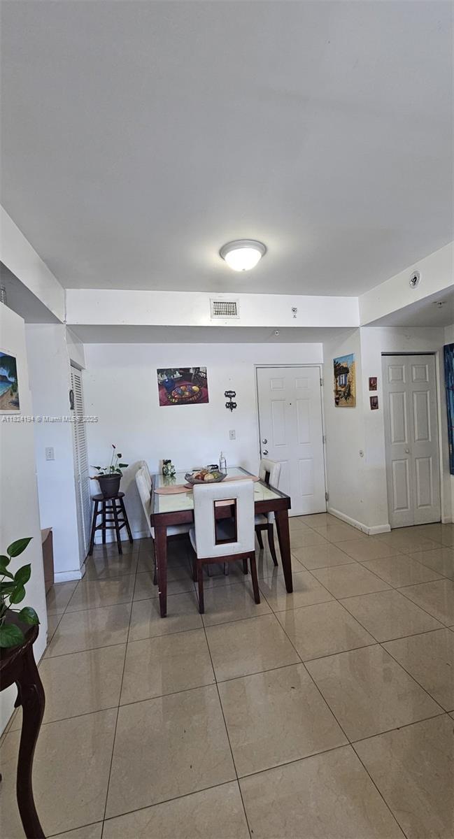 Foto del edificio - 1857 NW 24th St