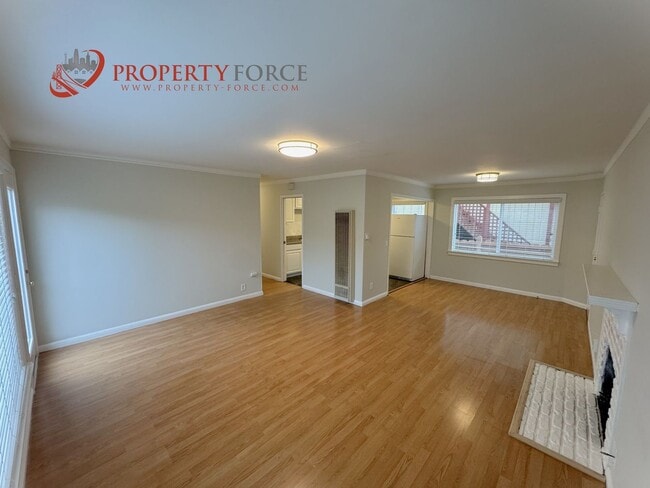 Foto del edificio - 116 Madrone Ave