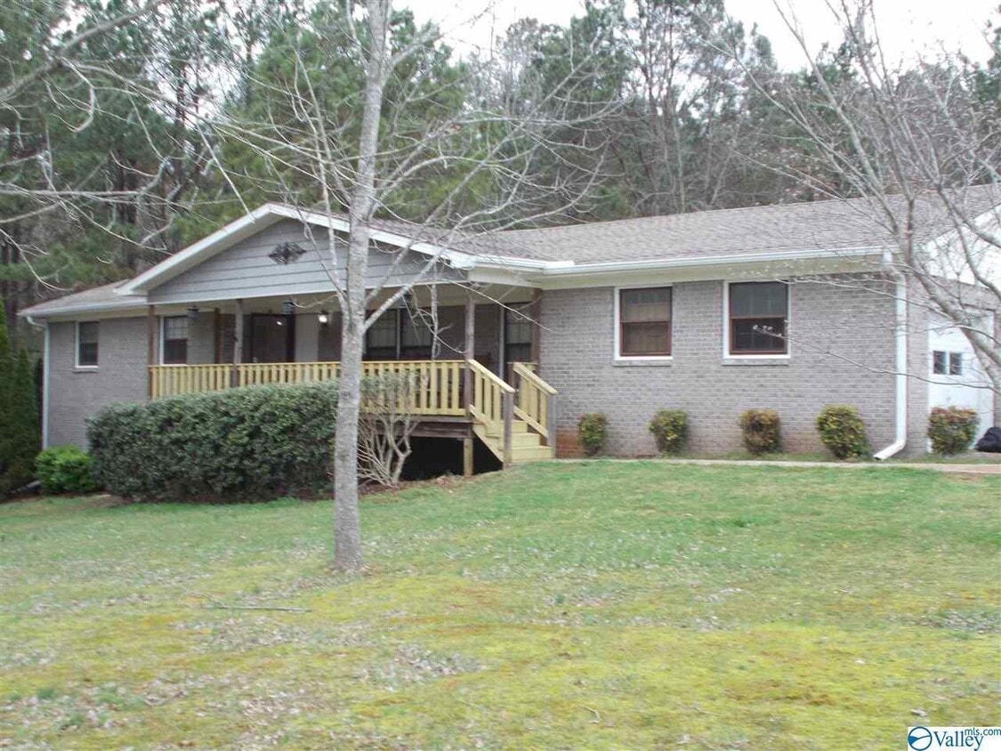 235 McCutcheon Ln, Toney, AL 35773 House Rental in Toney, AL