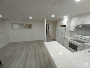 Building Photo - 51 Boardman Pl