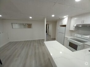 Building Photo - 51 Boardman Pl