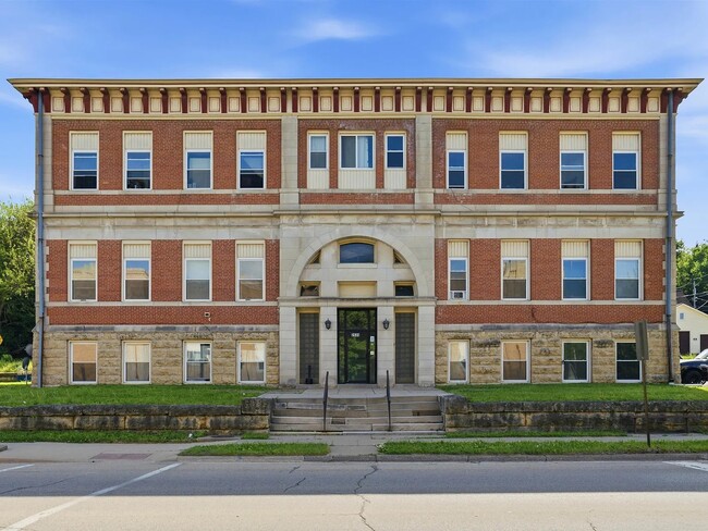 Building Photo - Central Avenue Apartments