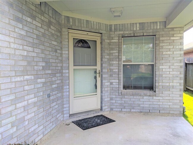 Building Photo - 3019 Sunset Park Dr