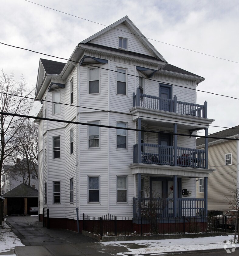 Primary Photo - 79-81 Linwood Ave