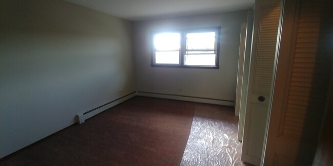 Master Bedroom - 15130 El Cameno Real Dr