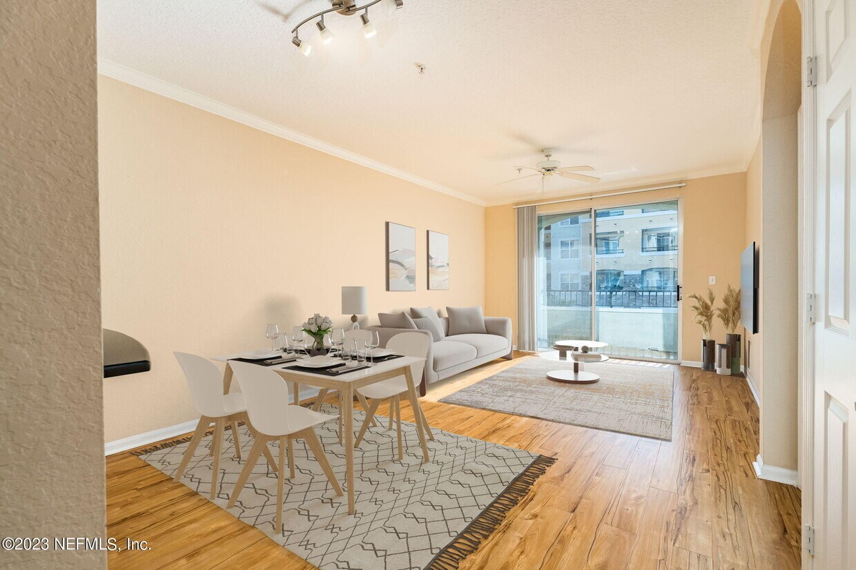 Foto principal - 8539 Gate Pkwy W