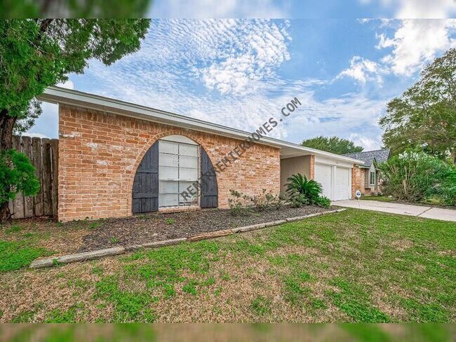 Foto del edificio - 7627 Winkle Wood Ln