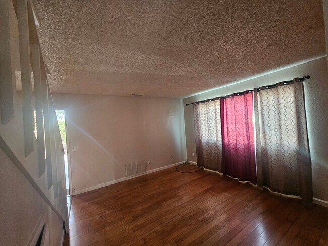 Foto del edificio - 1932 11th St