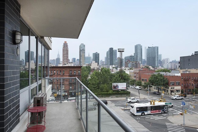 Foto del edificio - 4815 11th St