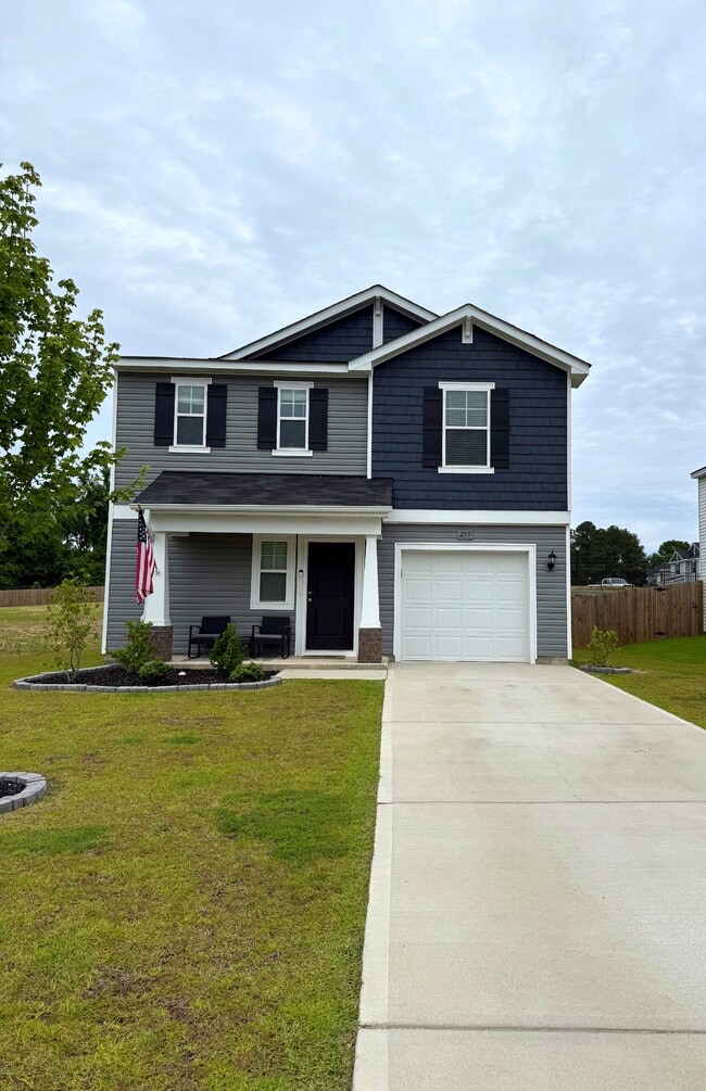 Building Photo - 255 Fire Ln