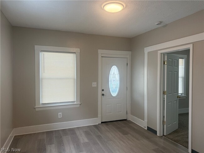 Building Photo - 8801 Platten Ave