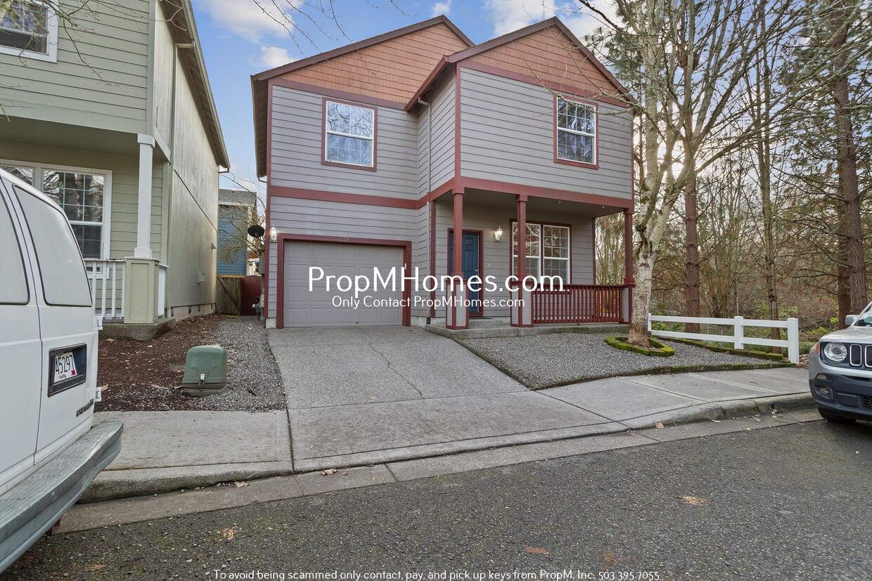 Three Bedroom Home in Aloha w/ Forest Like Surrounding! - Three Bedroom Home in Aloha w/ Forest Like Surrounding!