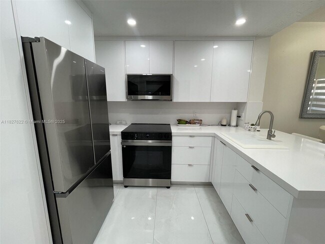 Foto del edificio - 11479 NW 60th Terrace