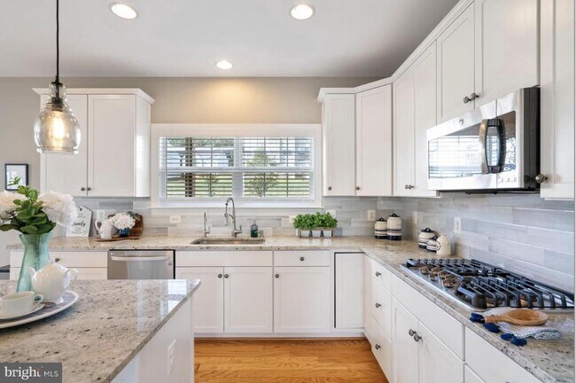 Building Photo - 3028 Landing Eagle Ct