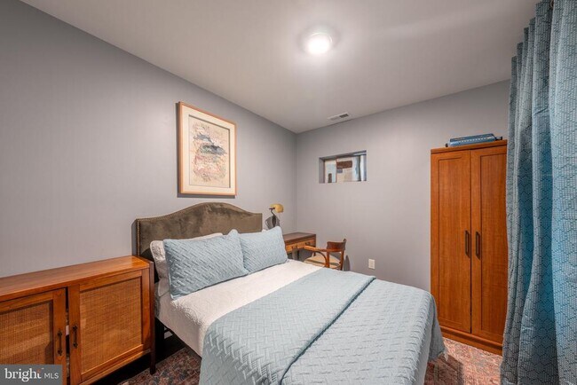 Foto del edificio - 2205 Emerald St