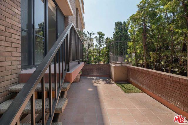 Building Photo - 211 S Spalding Dr