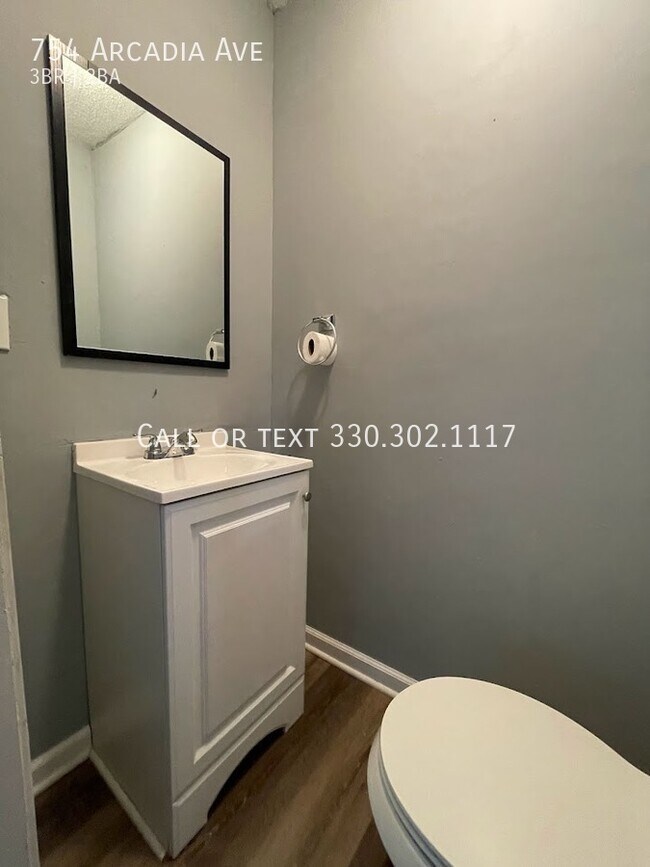 Foto del edificio - Three bedroom two bathroom home for rent