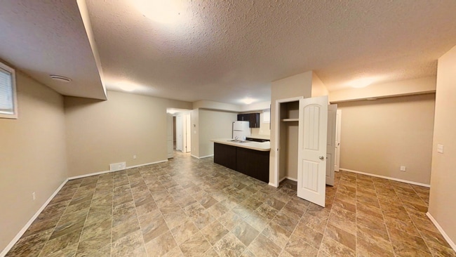 Photo du bâtiment - 11207-11298 98 St