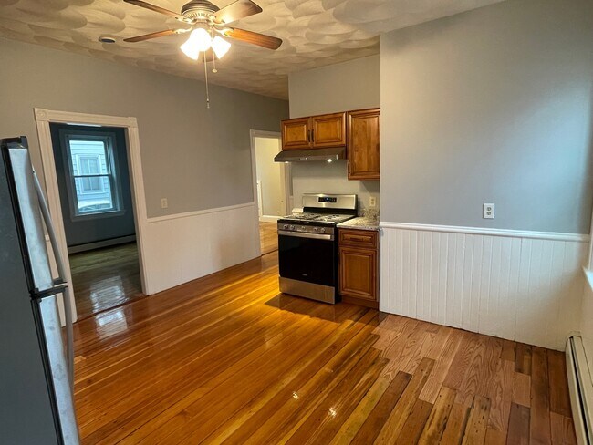 Kitchen - 67 Furnace St