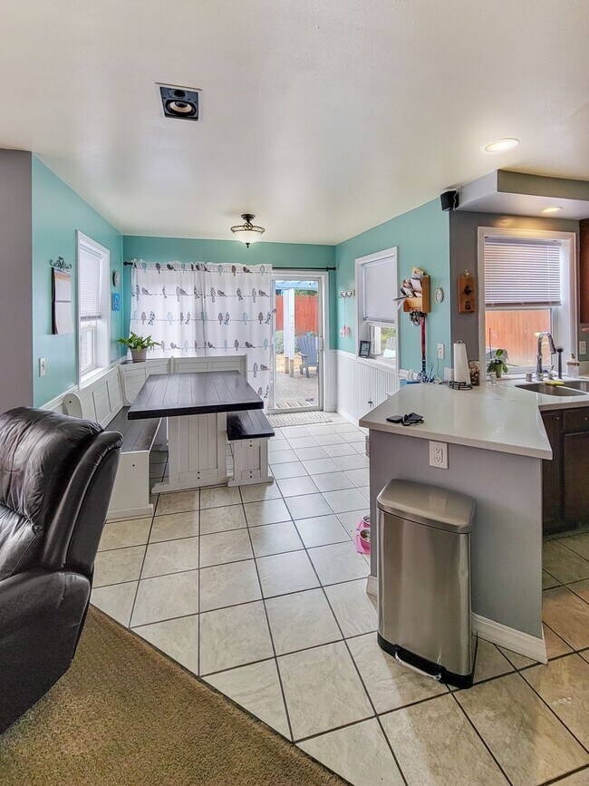 Building Photo - Beautiful N Bennett Street Home ****COMING SOON****