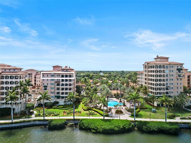 Foto del edificio - 13643 Deering Bay Dr