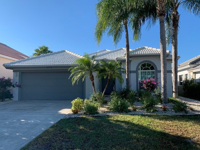 Foto del edificio - 4972 SE Mariner Village Ln