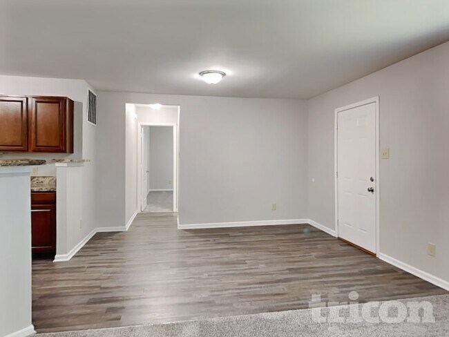 Foto del edificio - 2336 Blackthorn Dr