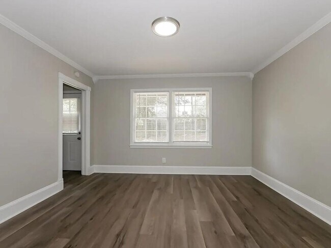 Foto del edificio - 105 Mashburn Pl