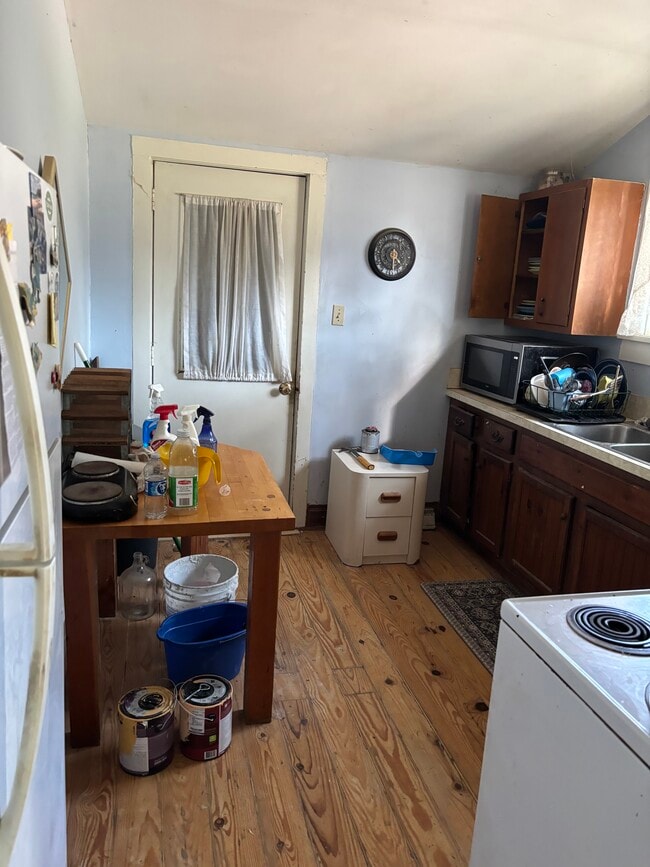 Building Photo - 621 Grant St