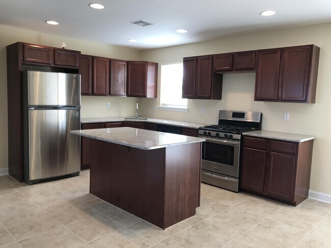 Foto del edificio - 97 Hickory Ln