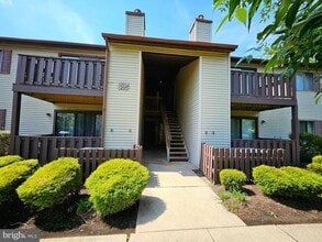 Building Photo - 1205 Maresfield