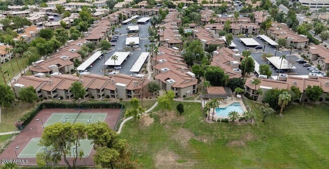 Foto del edificio - 9450 N 94th Pl