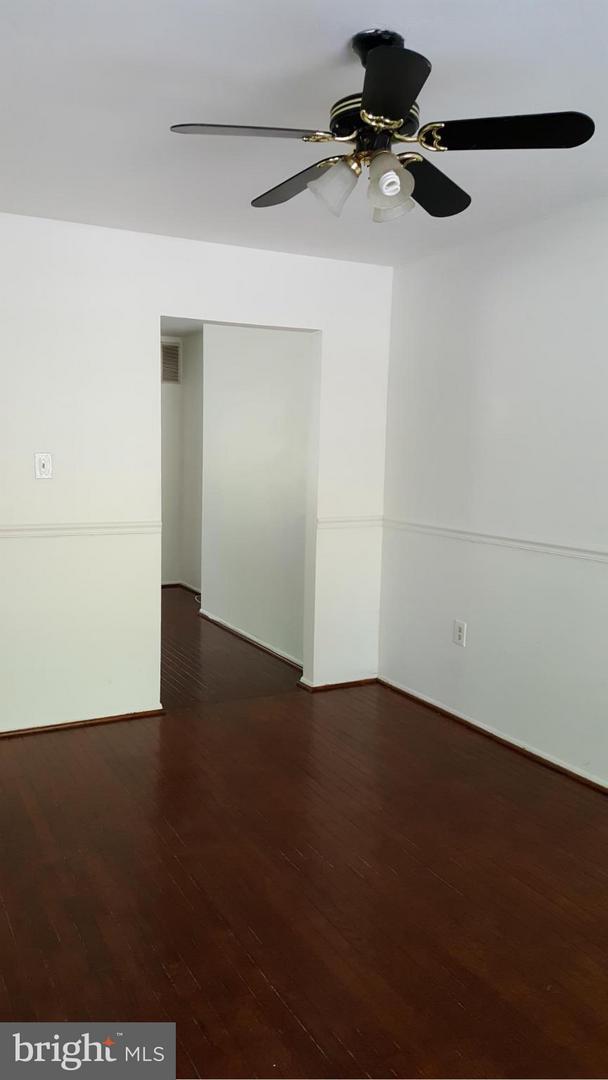 Foto del edificio - 4222 Bar Harbor Pl