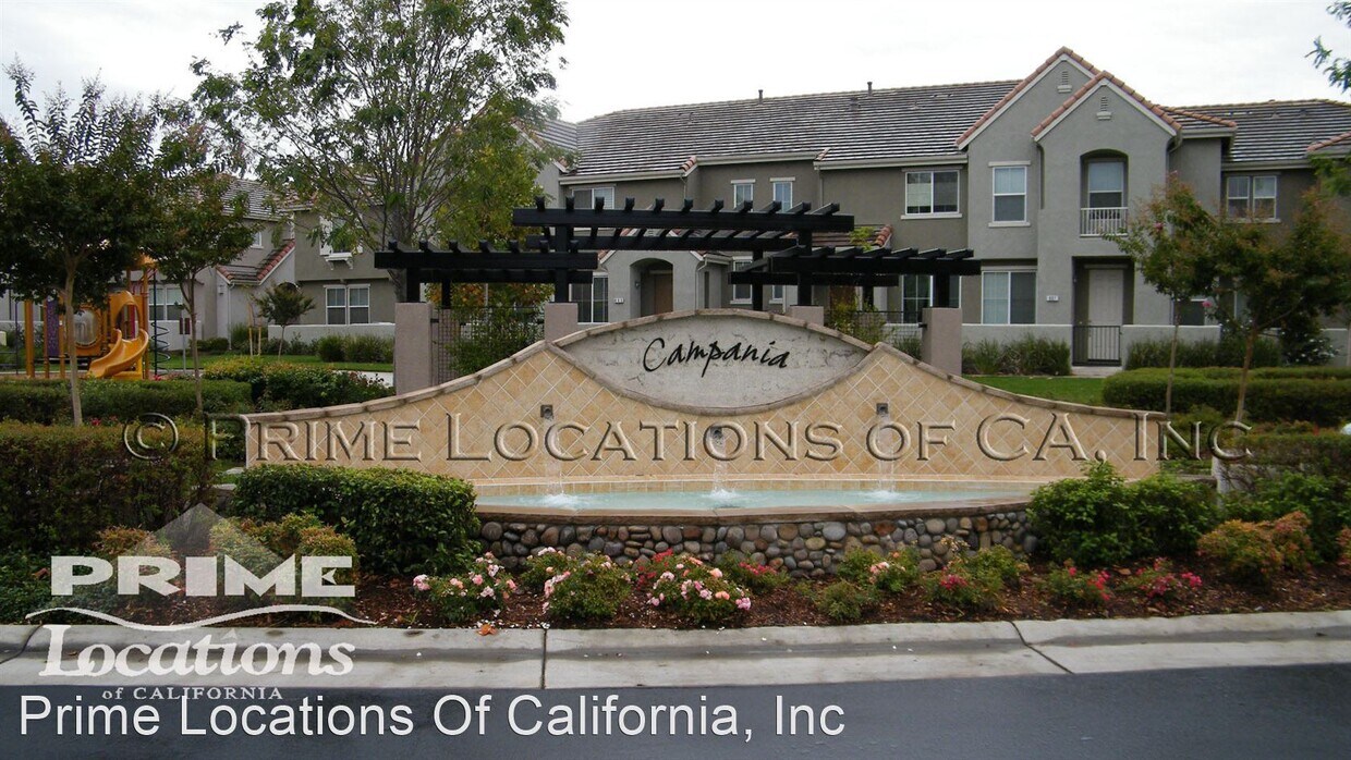 2 br, 2.5 bath House 1804 Dante Circle House Rental in Roseville