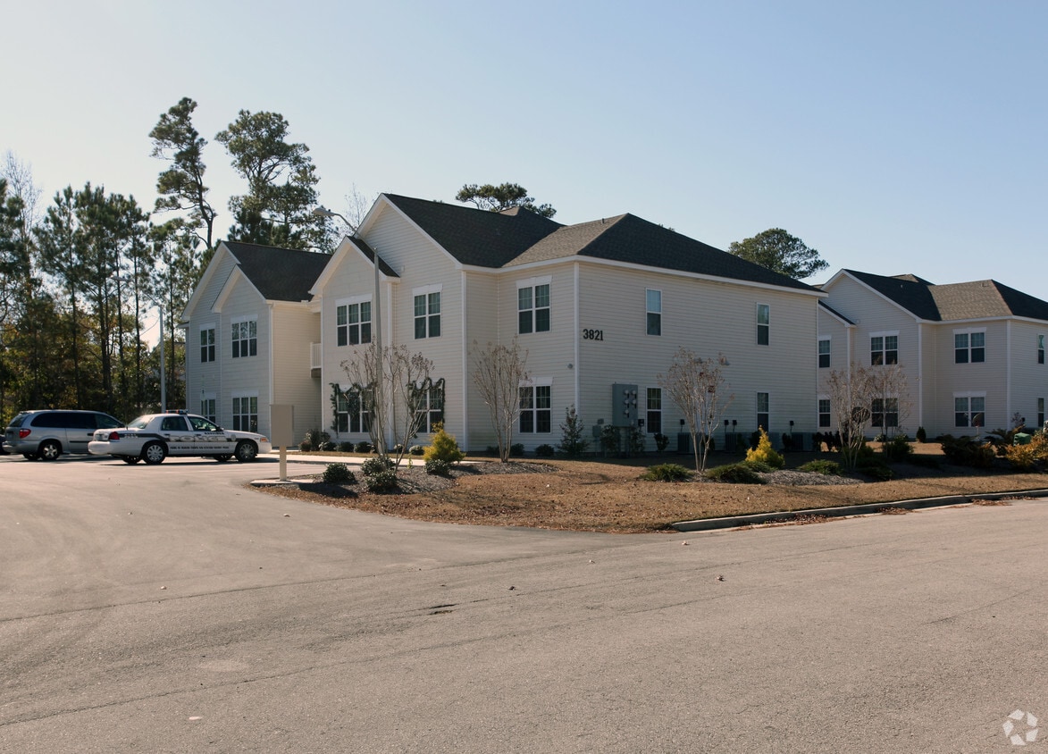 Primary Photo - 3821-3825 Galantis St