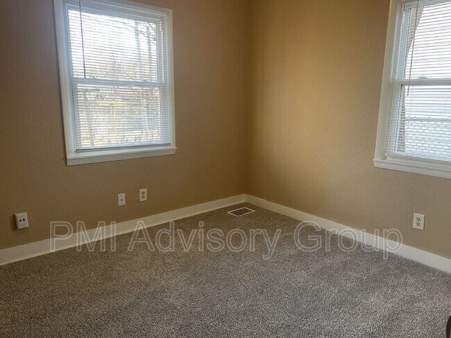 Foto del edificio - 3510 SW Clare Ave