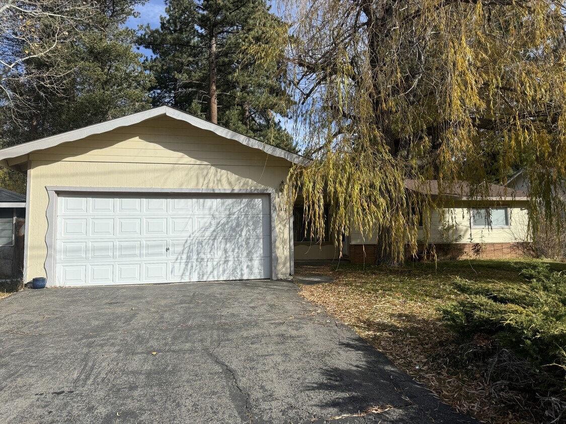 Primary Photo - 1413 Rancho Way