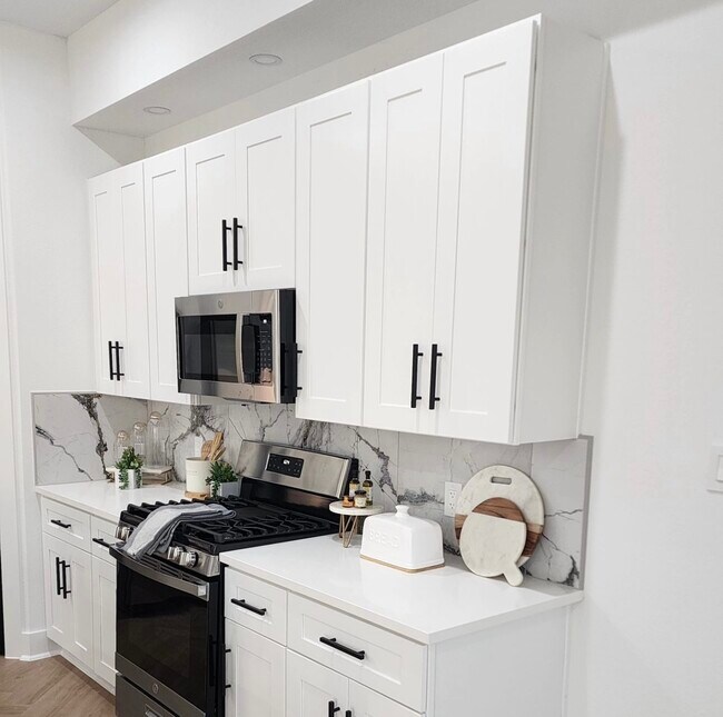 Foto del edificio - 4216 Sterling St