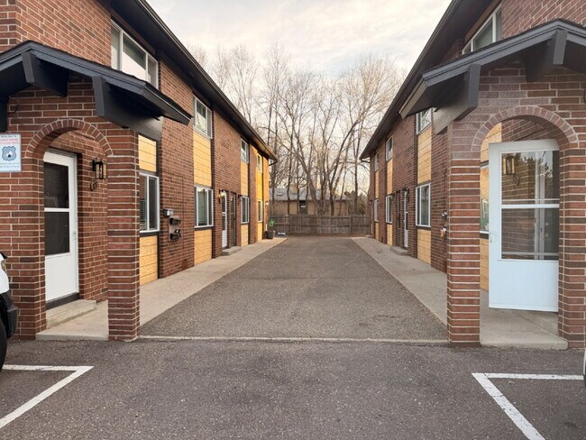 Building Photo - Affordable living near Mcintosh Lake