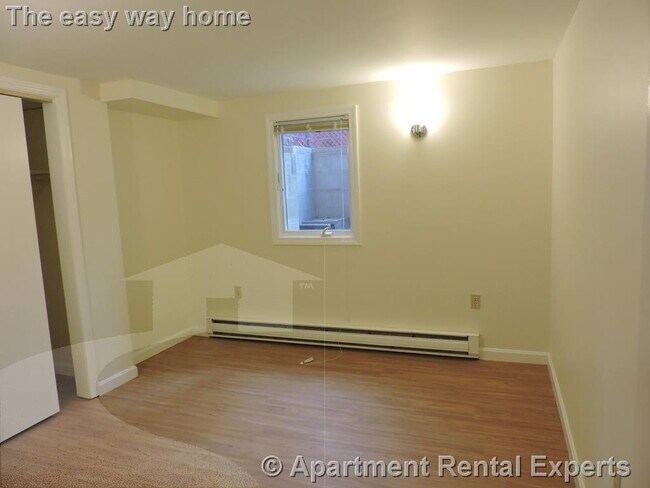 Building Photo - 34 Chatham St