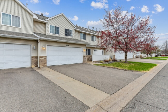 Foto del edificio - 8914 92nd St S