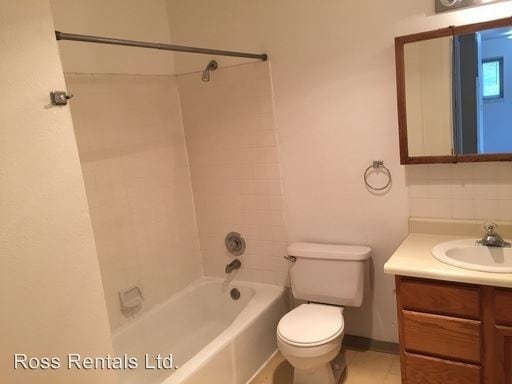 Foto del edificio - 625 Sullivan Ln