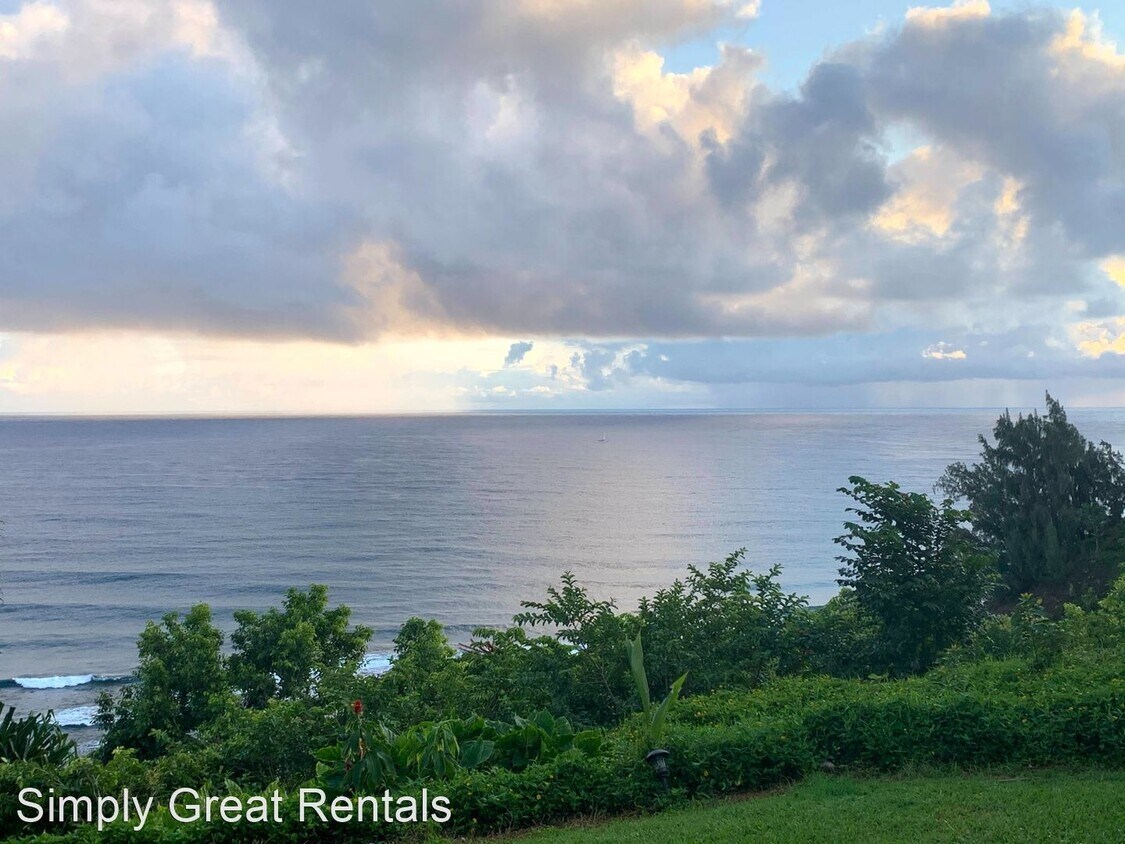 3573 Kaweonui Rd, Princeville, HI 96722 House Rental in Princeville